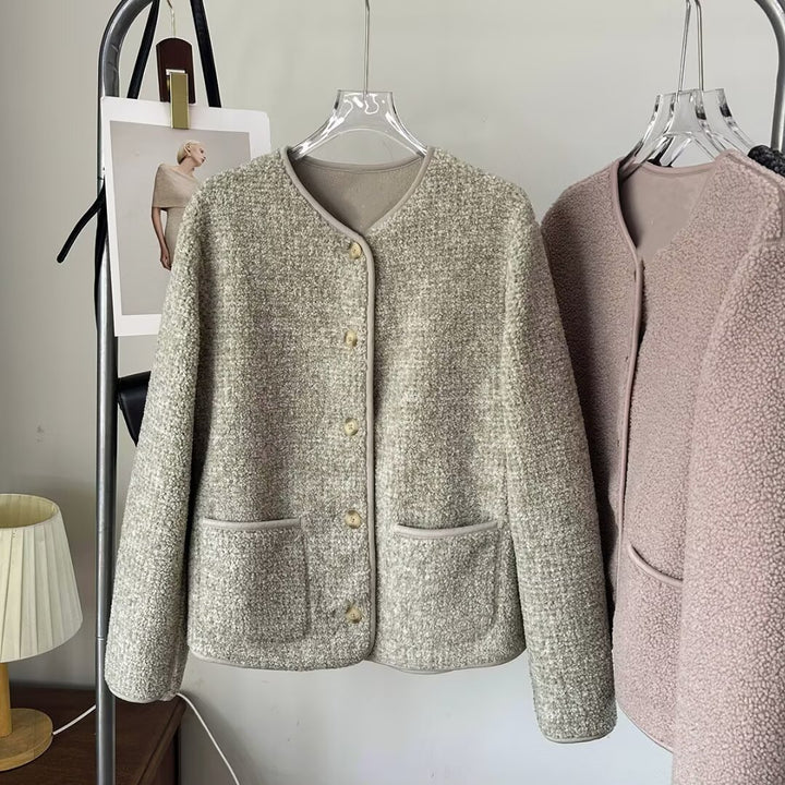 Dames moderigtige cardigan med knapdetaljer og praktiske lommer Stilla