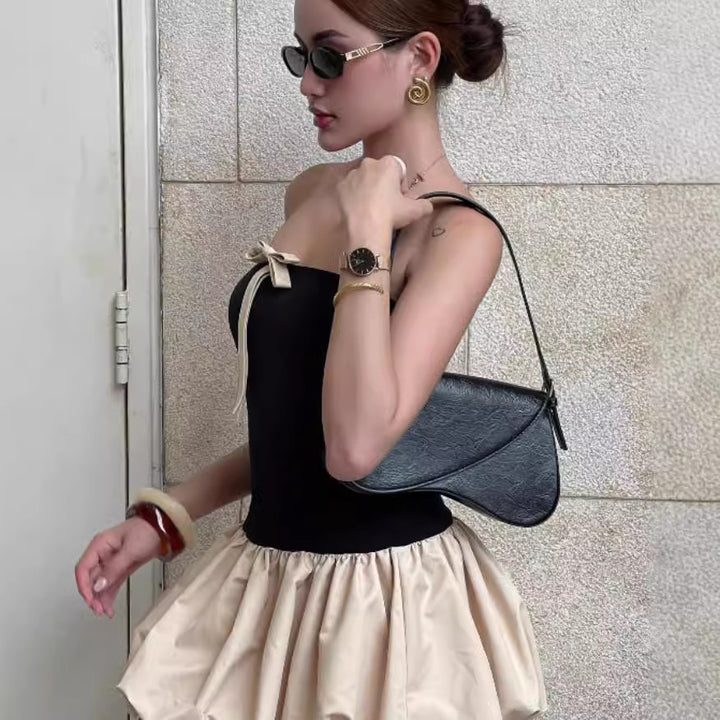 Dame Strapless Mini Kjole med voluminøst Skørt og delikat Sløjfedetalje Stilla