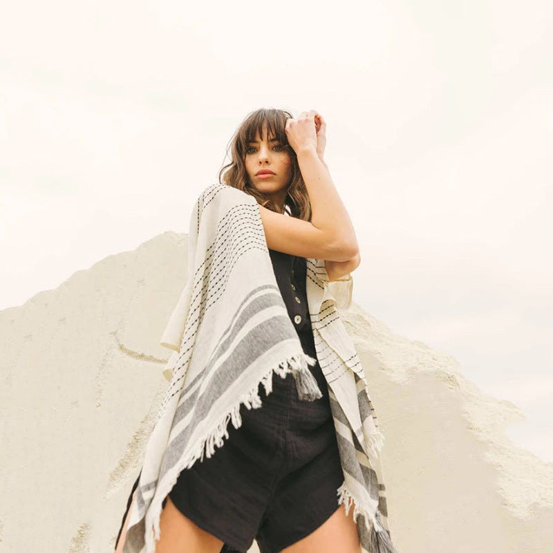 Dame Woven Strandponcho med frynset accenter Stilla