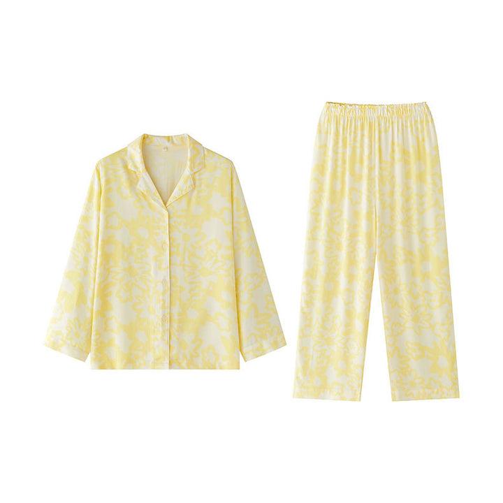 Dame pyjamasæt med let, åndbart stof og blomsterdesign Stilla