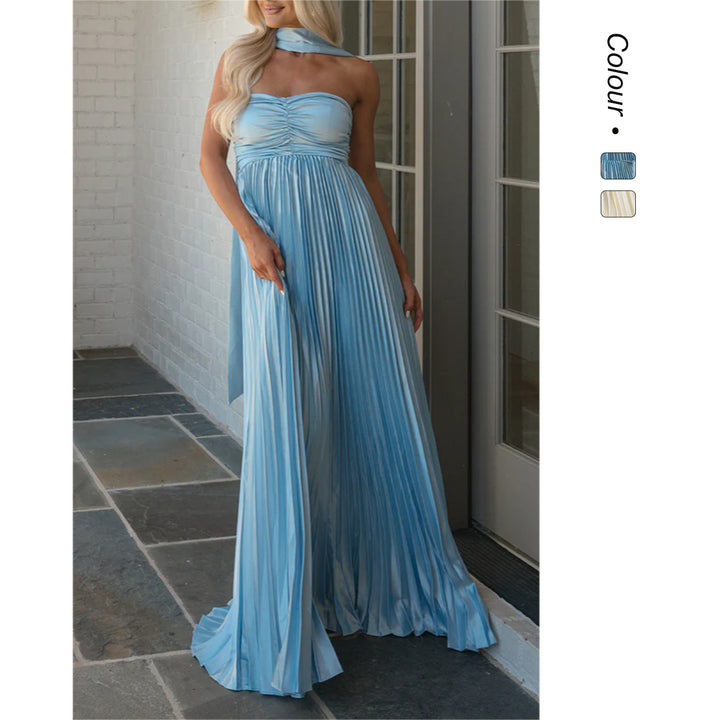 Kvinders langærmet maxikjole med elegant plisseret skørt og off-shoulder silhuet