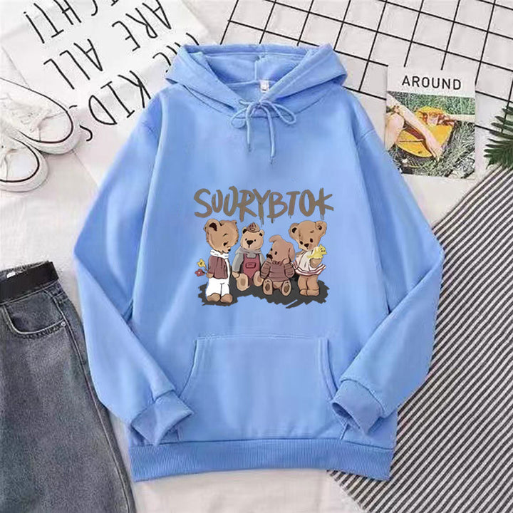 Dame hoodie med legesyg bjørnemotiv Skovae