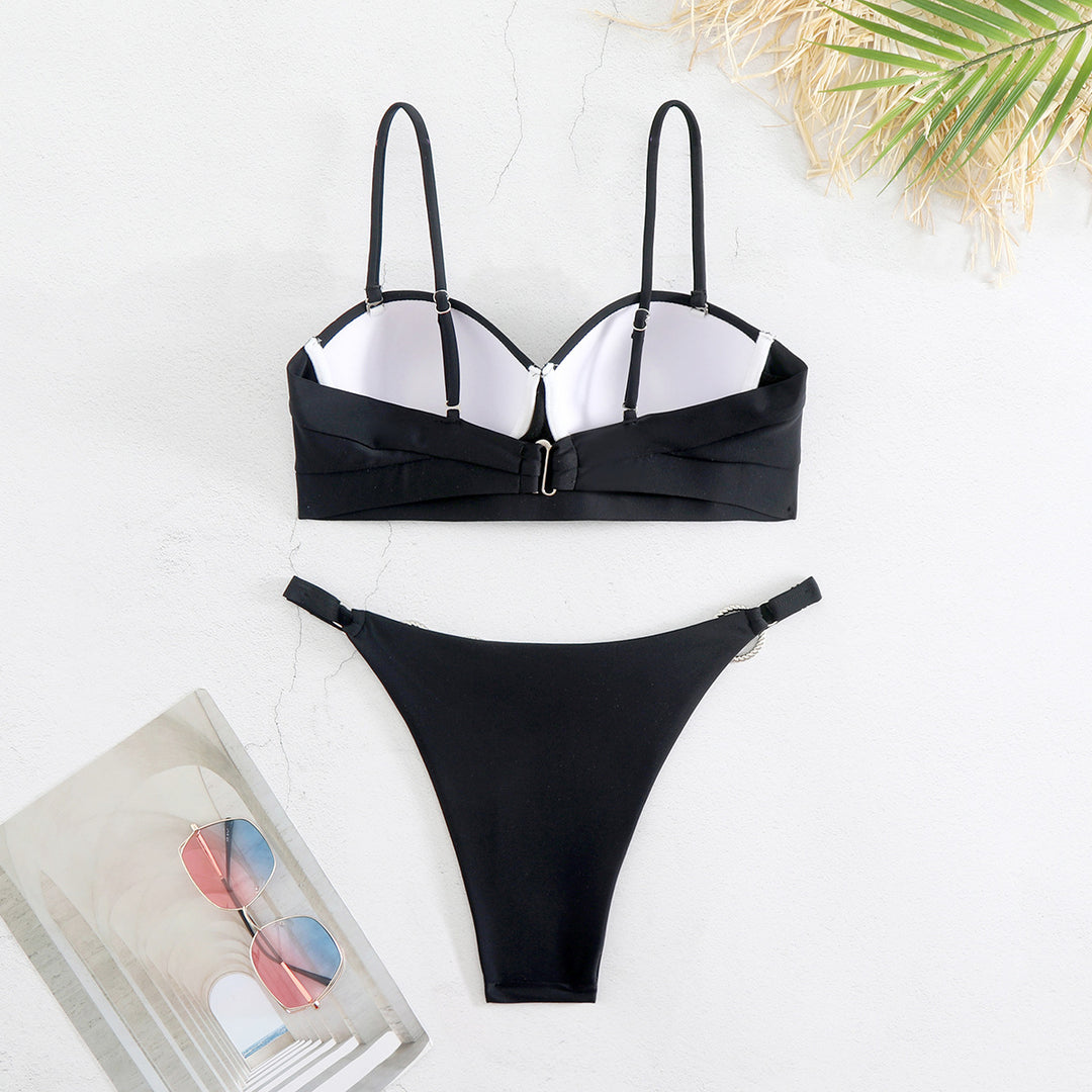 Dame Bikini-sæt med elegant bustier-top og moderigtigt ringdetalje Stilla