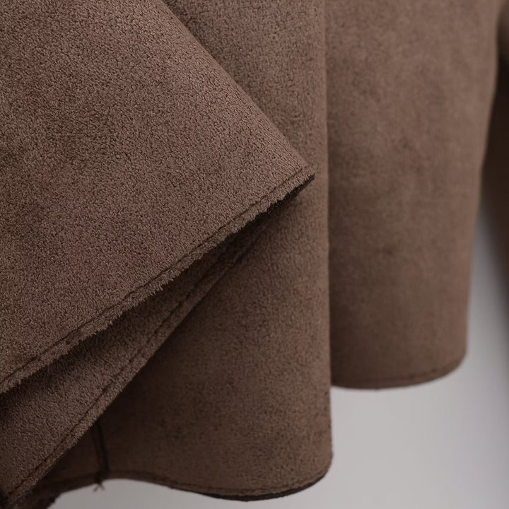 Kvindernes fashionable korte jakke lavet af blødt struktureret materiale Stilla