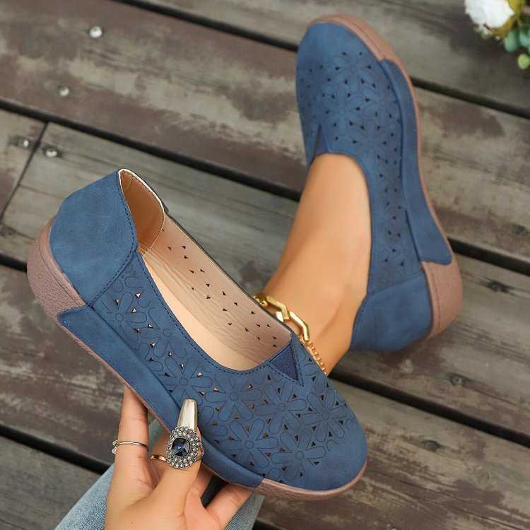 Dame Slip-On sko med floral hulmønster og skridsikker sål Stilla