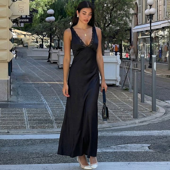 Dame Elegant natkjole med spidsdetaljer Skovae