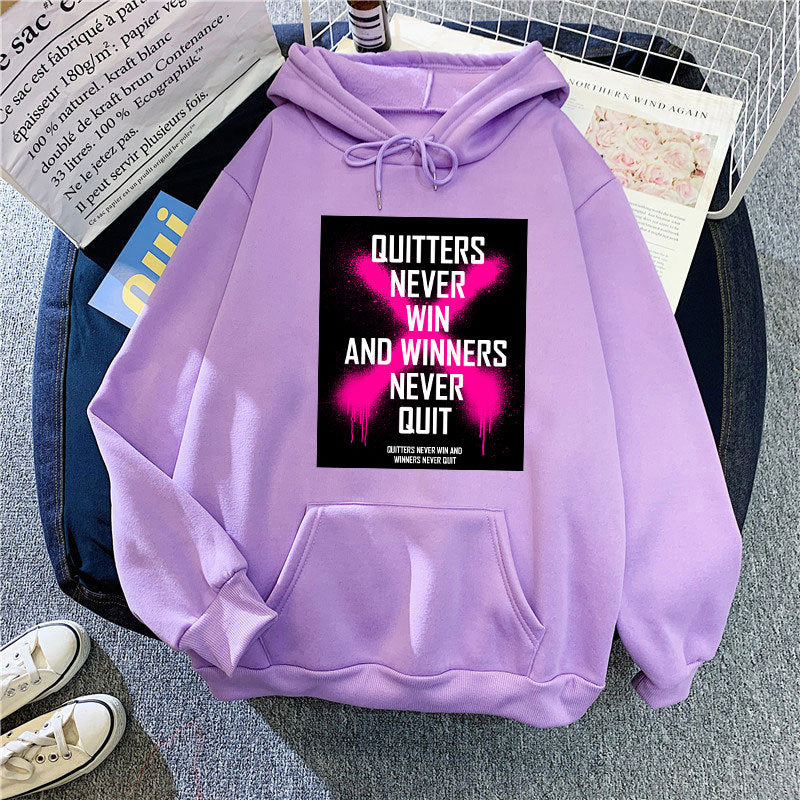 Dame hoodie med inspirerende motiv Skovae