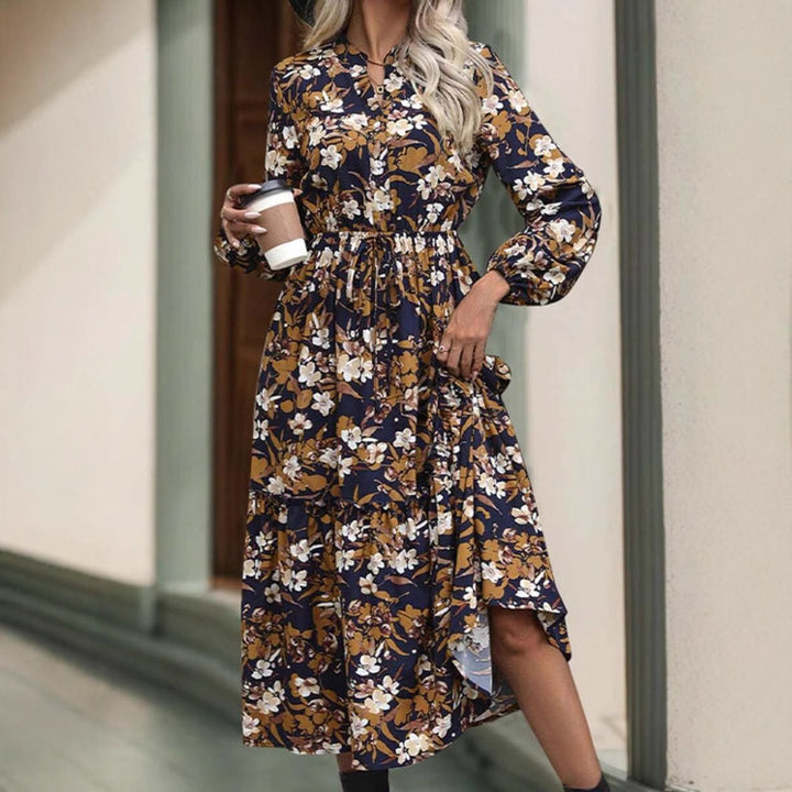 Dame Midi-kjole med flot design, asymmetrisk snit og elastisk bånd Stilla