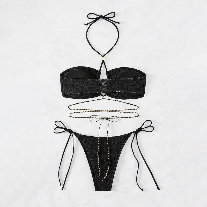 Dame Bandeau-Bikini med dekorative snore og glitrende detaljer Stilla