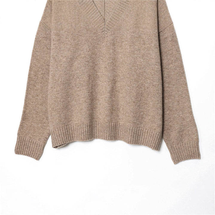 Kvinders V-Hals Sweater lavet af blød uld Stilla