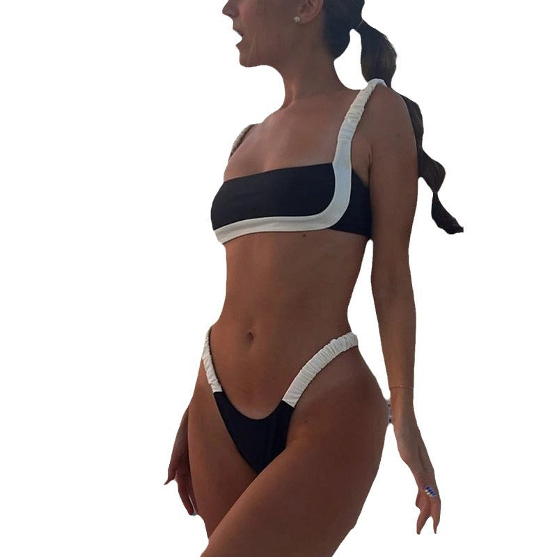 Dame bikini sæt med raffinerede flæser og moderne snit Stilla