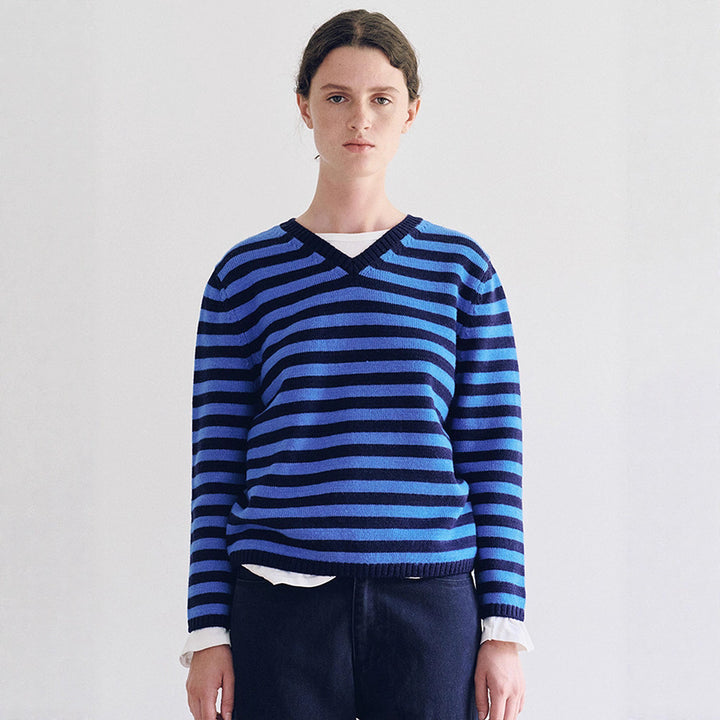 Kvinderne V-hals sweater med stribet mønster Stilla