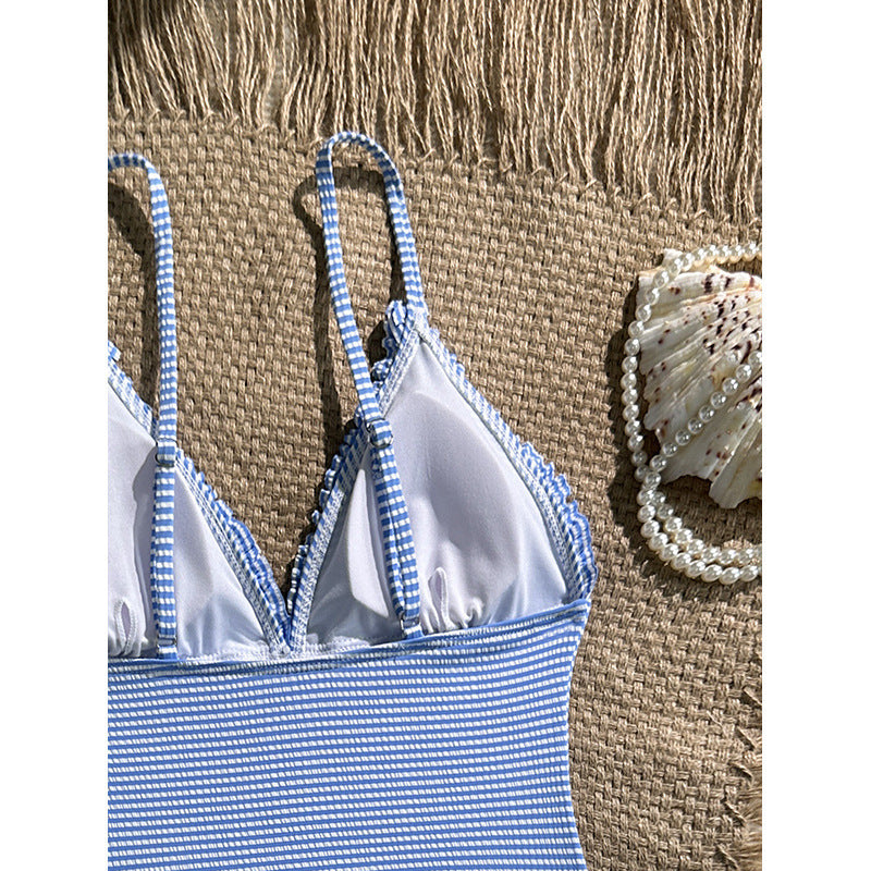Dame One-Piece Swimsuit with Playful Ruffle Detail Skovae