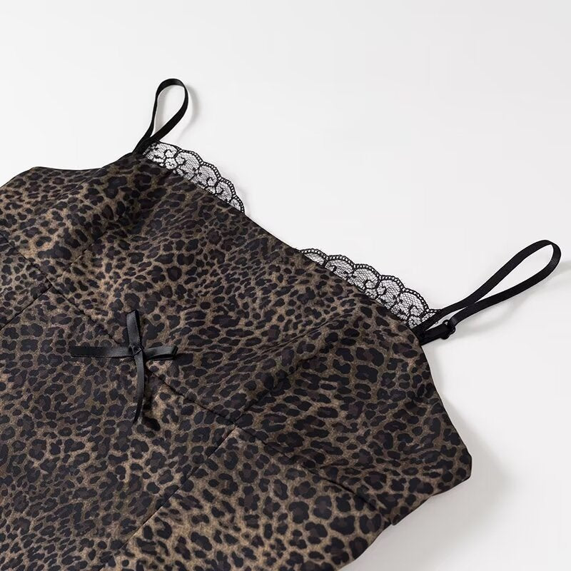 Dame Satin-Cami-top med spidsekanter og dekorativt sløjfedetalje Stilla