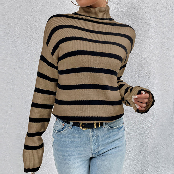 Dame mode rullekrave sweater med brede blokstriber og afslappet snit Stilla