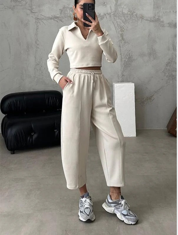 Damer sporty sæt med cropped top og løse bukser Stilla
