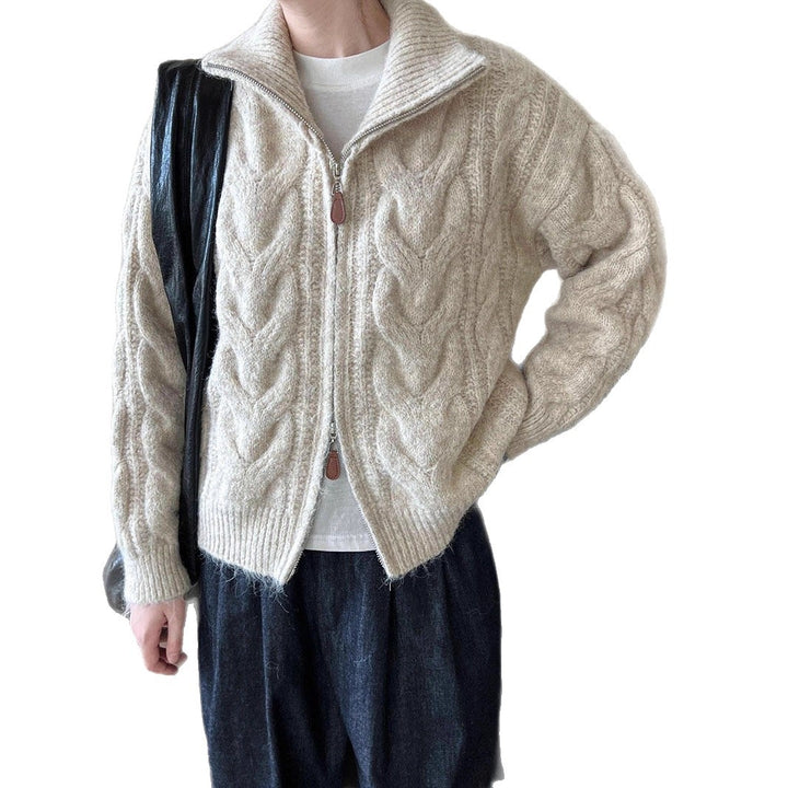 Kvinders chunky strik cardigan med stående krave og moderne kabelmønstre Stilla
