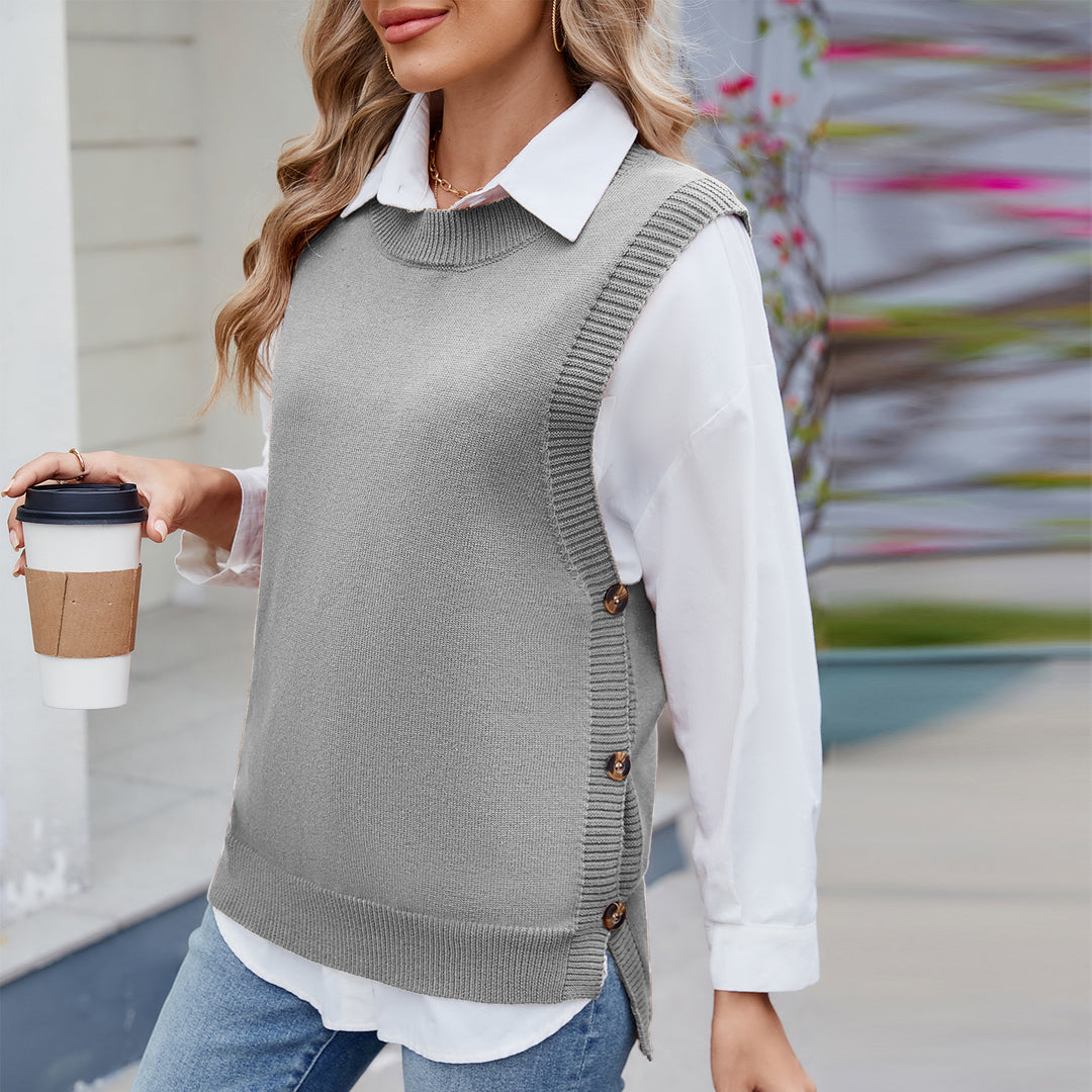 Dame strikpullover med sidelange knapdetaljer og moderne pasform Stilla