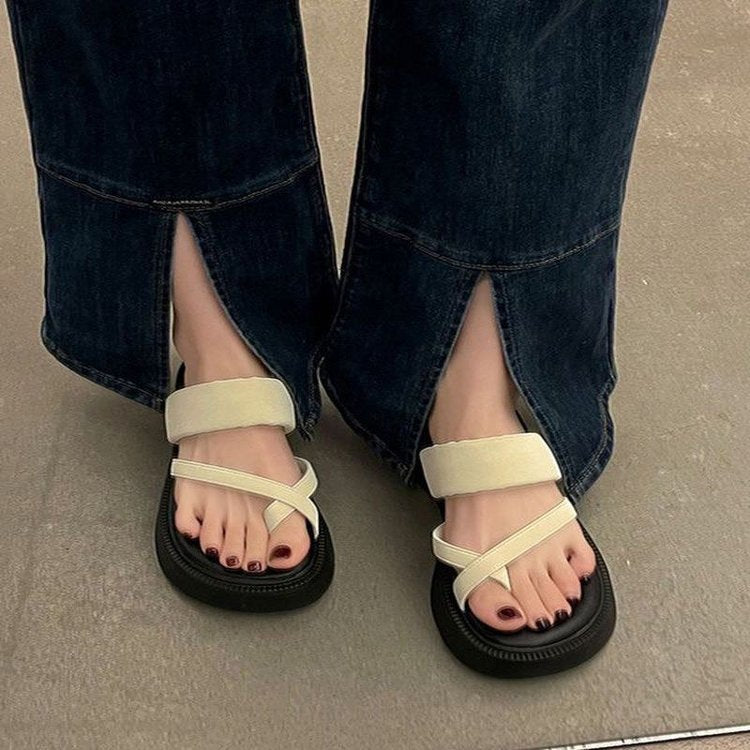 Dame Plateau-sandaletter med justerbare remme og moderigtigt design Stilla