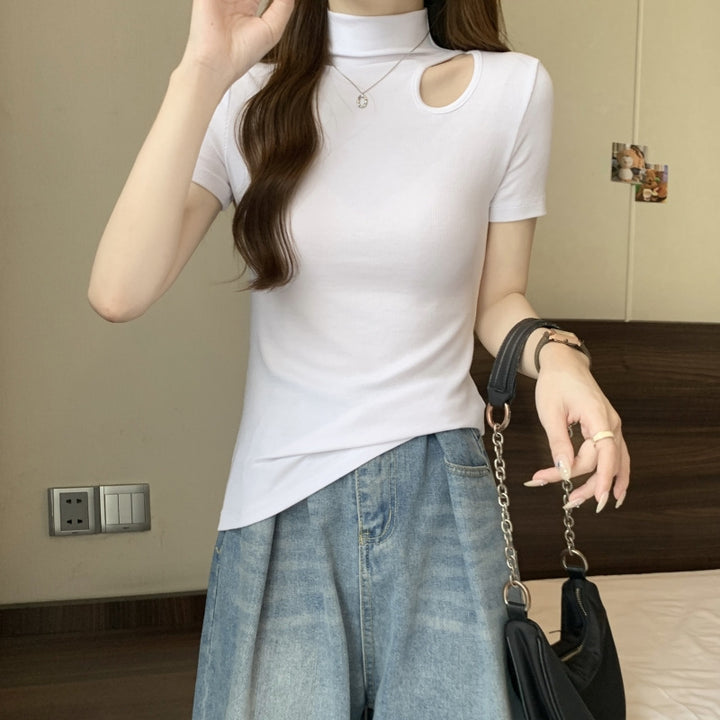 Femme Kortærmet Cut-Out Ståkrave Top Stilla