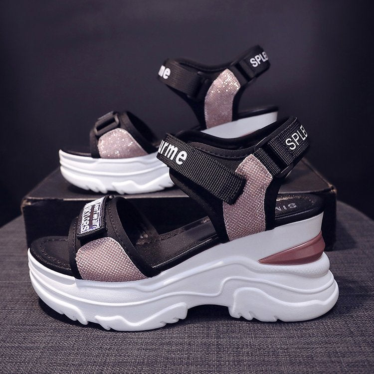 Dame Sporty Sandaler med glitrende Remdesign Stilla