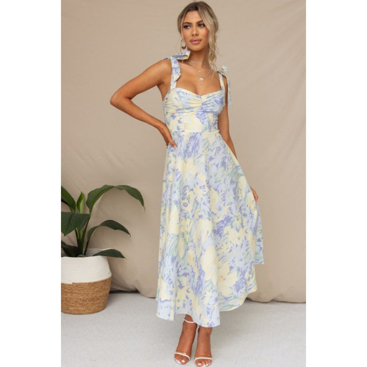 Dame Elegant Floral Midi Kjole med flatterende Bindebånd Stilla