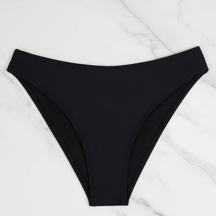 Dame trekant-bikini med justerbare stropper og høje udskæringer