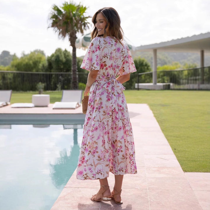 Femme Floral Maxi Kjole med flatterende Vavdesign Stilla