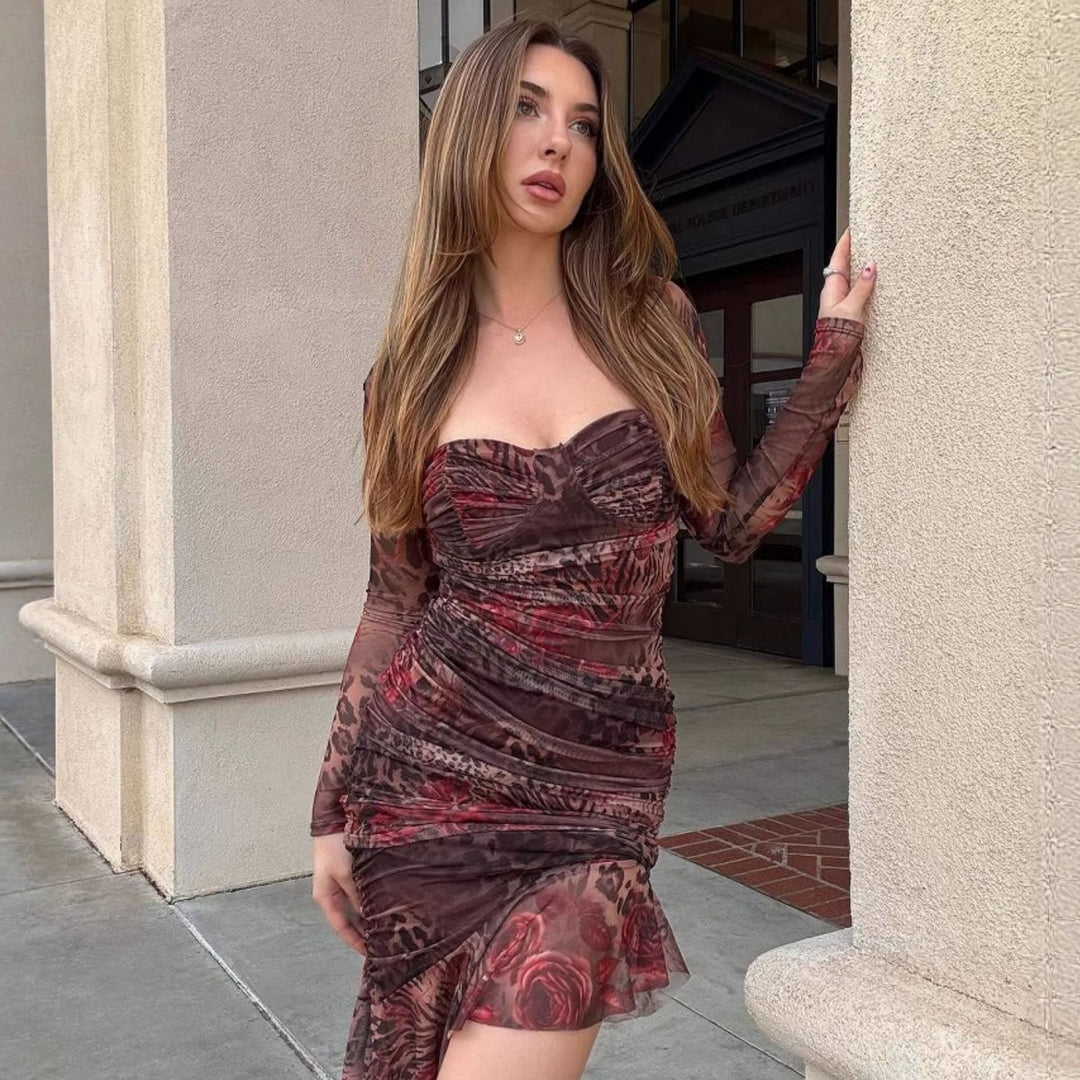 Dame figurtilpasset Minimidi-kjole med gennemsigtigt design og blomster mønster Skovae