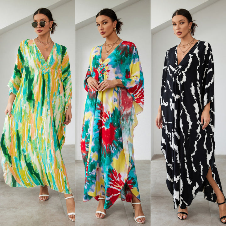 Dame Strandkaftan med elegant V-udskæring og farverigt mønster Stilla