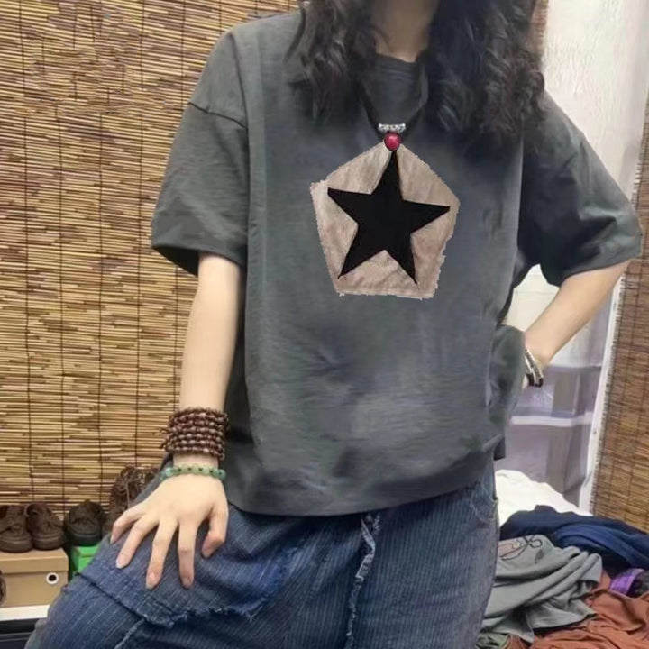 Dame T-shirt med afslappet stjernedesign og oversized pasform Stilla