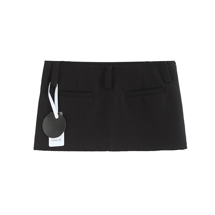 Dame mini skirt med elegante lommer og tætsiddende snit Stilla