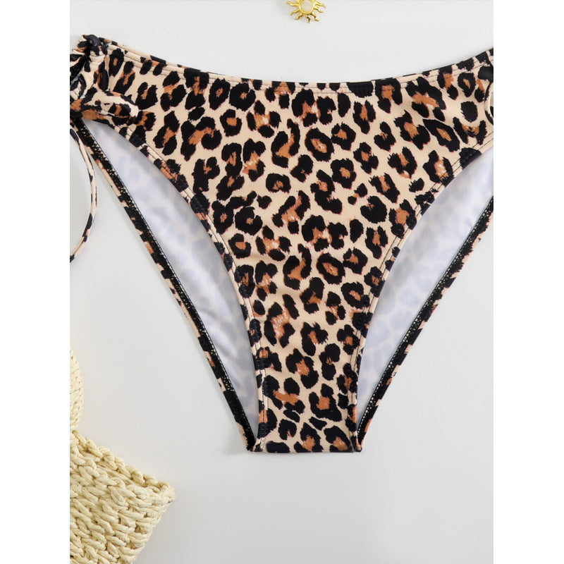 Dame triangel-bikini med moderigtige dyretryk og trinløs justerbare stropper Skovae