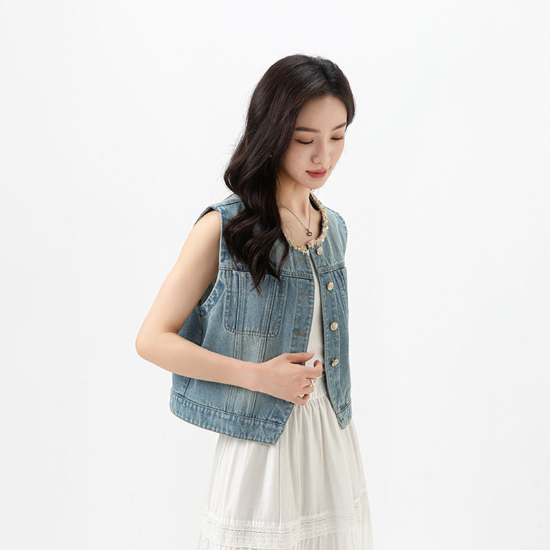 Dame Denim Vest i afslappet look med praktiske lommer og knapliste Stilla