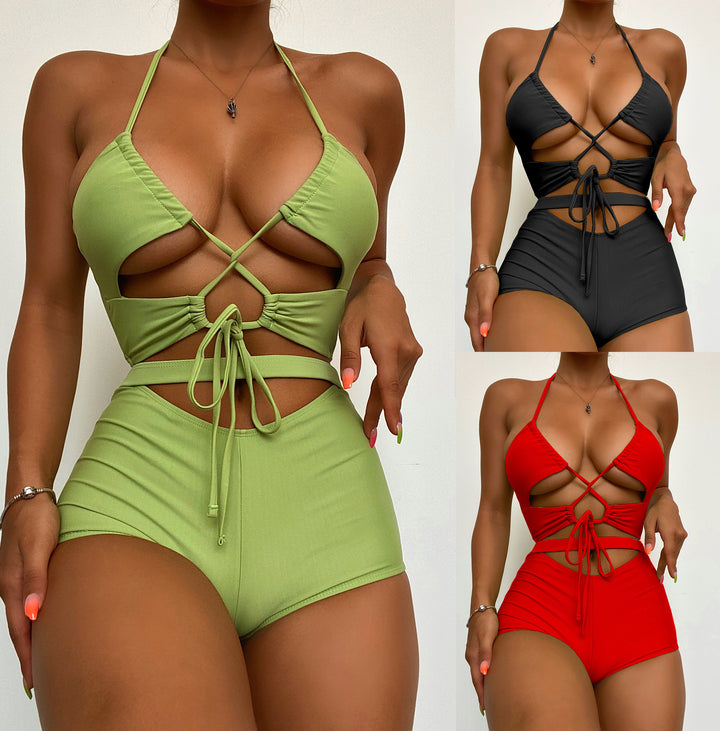 Dame bikini sæt med kreative cut-outs Stilla