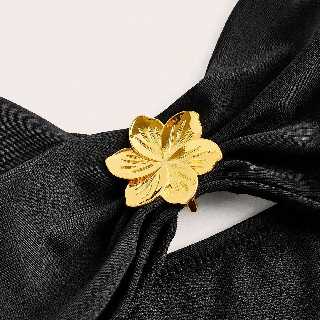 Dame elegant omslagkjole med blomstret detalje Stilla