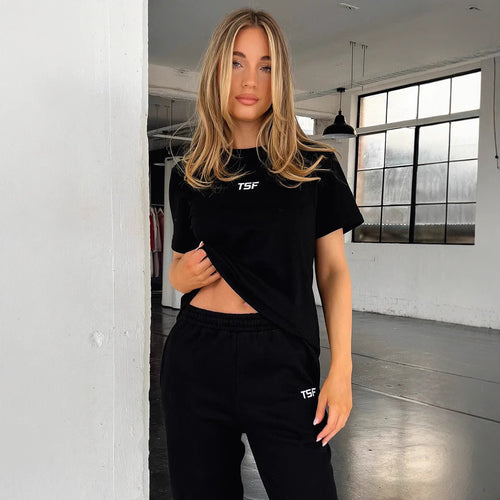 Dame trendy T-shirt med afslappet snit og kvalitets bomuldsmateriale Skovae