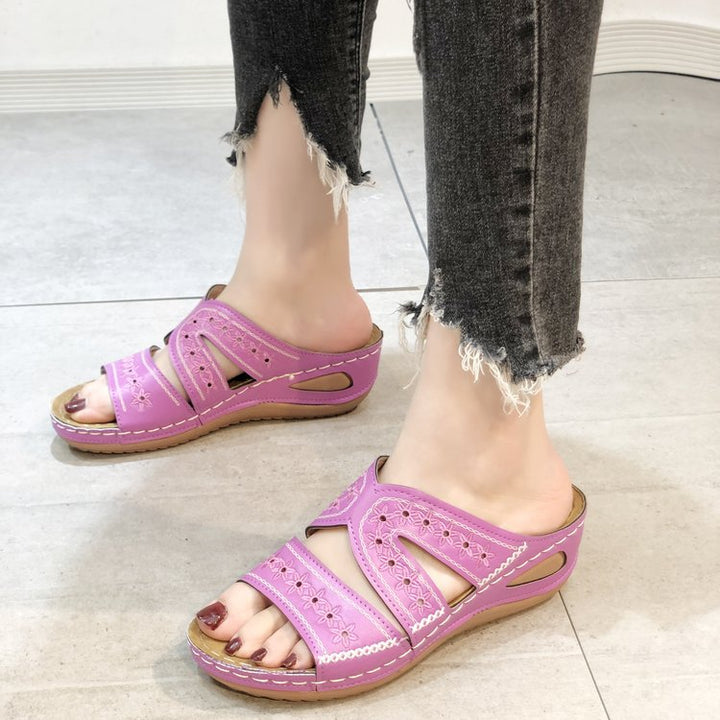 Dame Komfort-sandaler med luftig perforering og ergonomisk sål Stilla