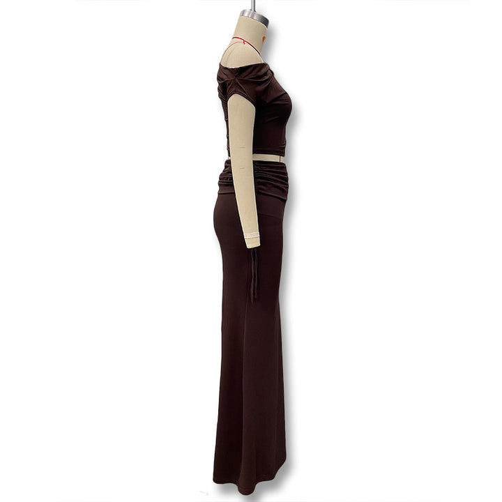Dame Elegant og figursyet jumpsuit-kjole med asymmetrisk design Skovae