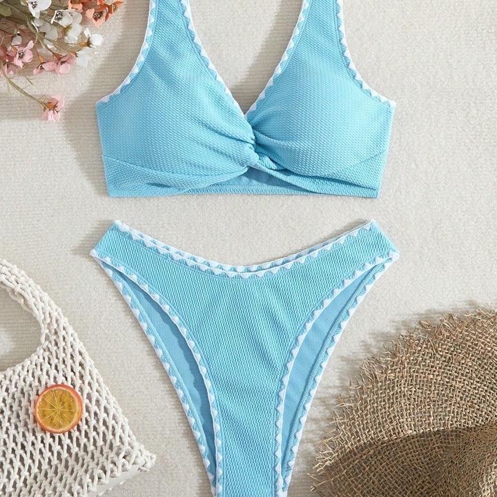 Dame bikini-sæt med komfortabel pasform og fine spidsdetaljer Stilla