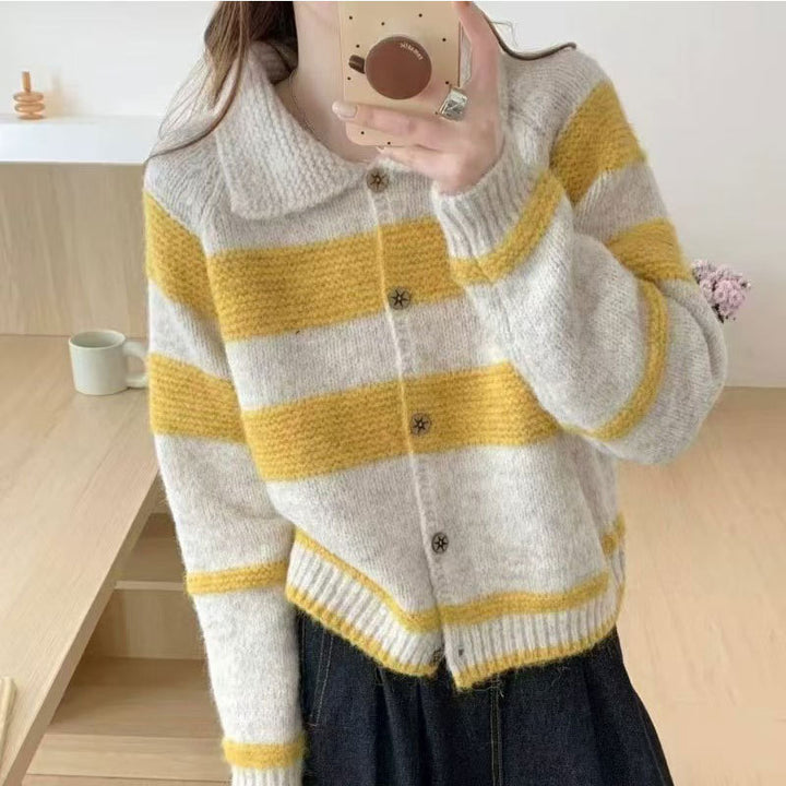 Dame cardigan med brede striber og feminin krave Stilla
