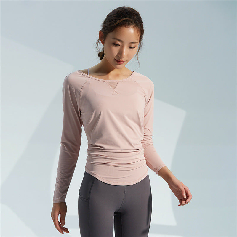 Damer sporty Langeærmet T-shirt med innovativ skæring og fugtregulerende materiale Stilla