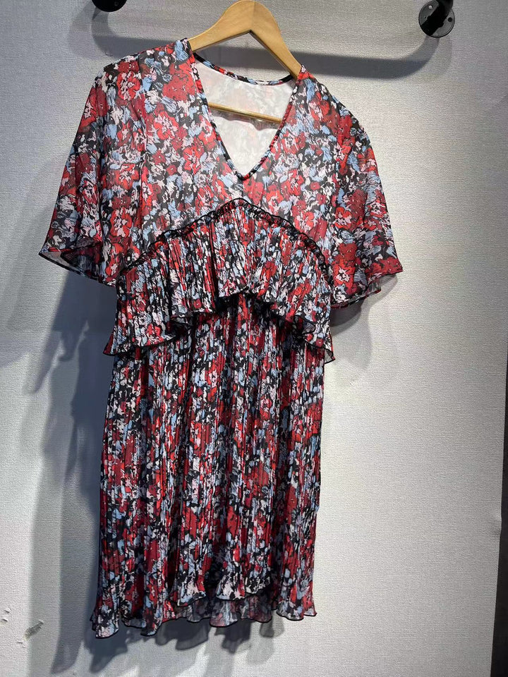 Dame volantkjole med floral design og flæsedetaljer Stilla