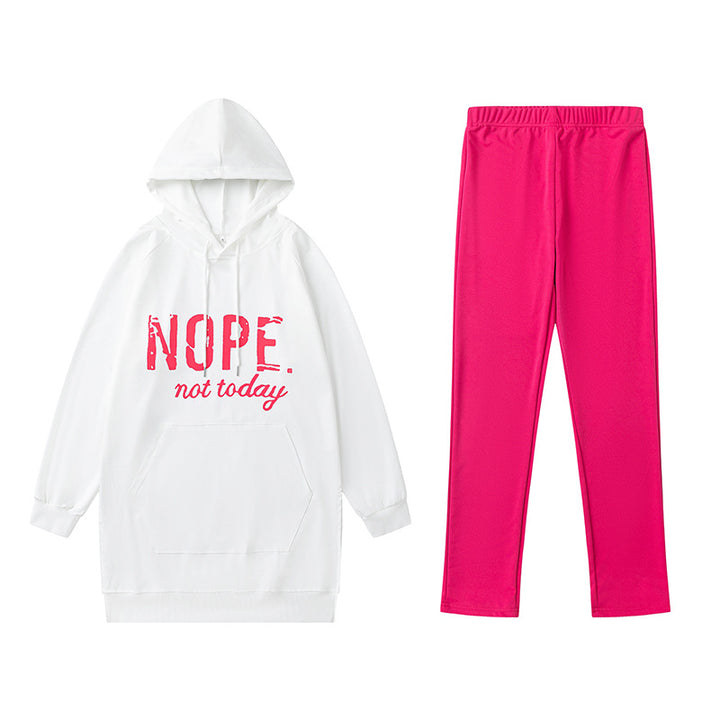 Femme Graphic Hoodie og Jogger Sæt Stilla