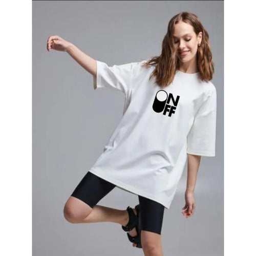 Dame T-shirt med kreativ grafiktryk og afslappet oversized skæring Stilla