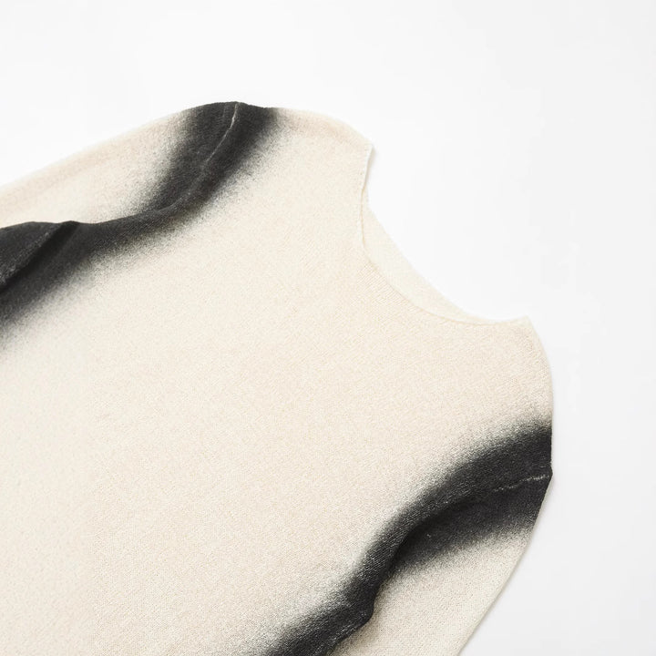 Femme Gradient Pullover Sweater Stilla