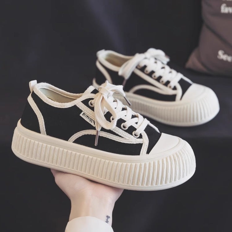 Dame Sneakers i et afslappet design med hævet platform Stilla