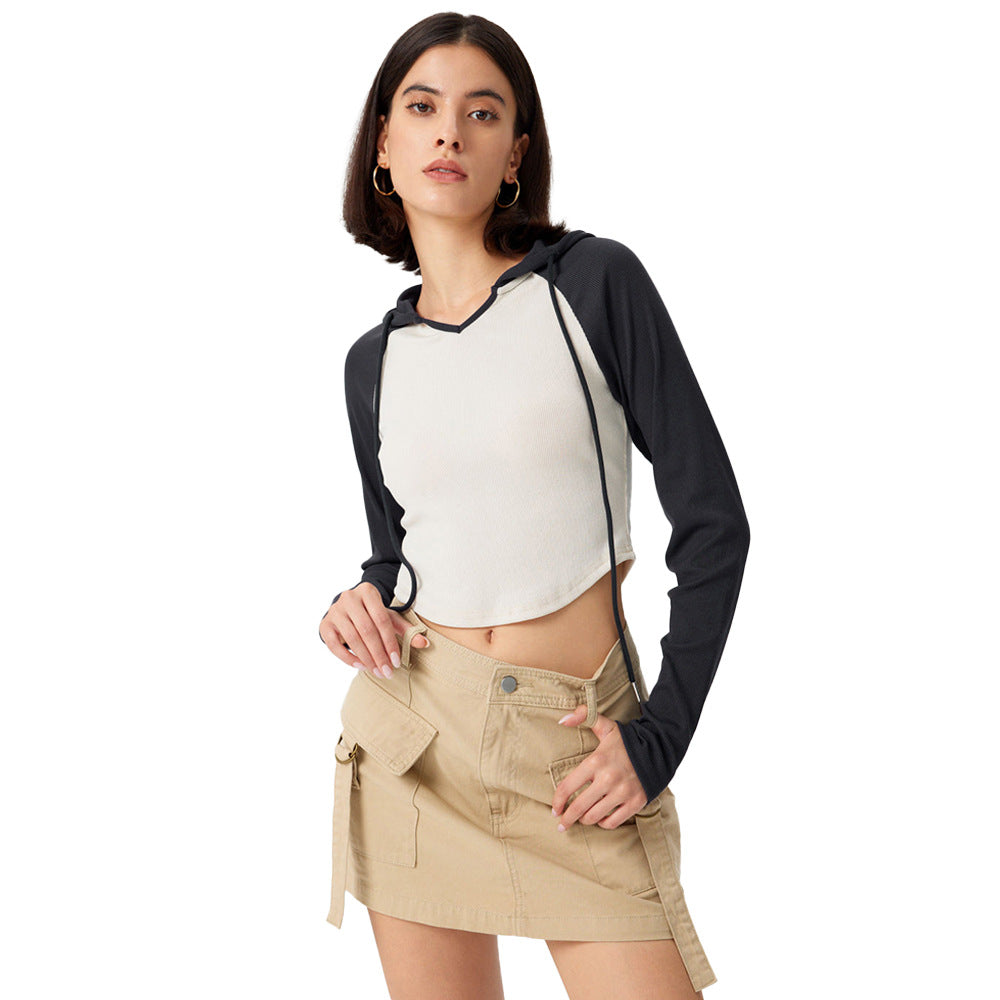 Kvinders cropped sports top med hætte og lange ærmer Stilla