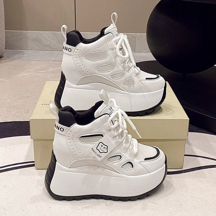 Dame Plateau Sneakers med åndbart overmateriale og skridsikker sål Stilla