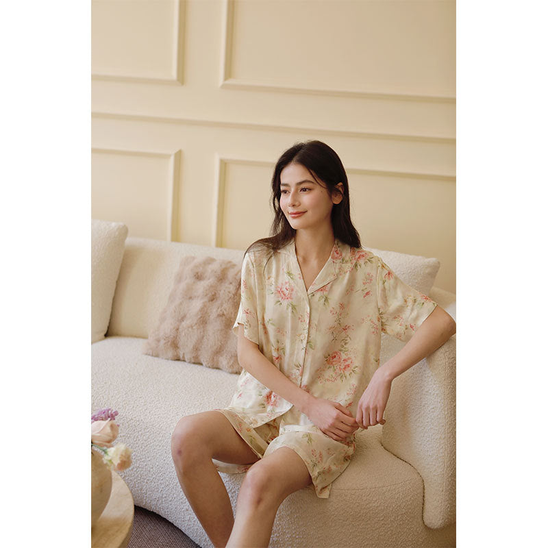 Dame Satin Pyjamas-Sæt med frisk blomsterdesign og elegant snit Stilla
